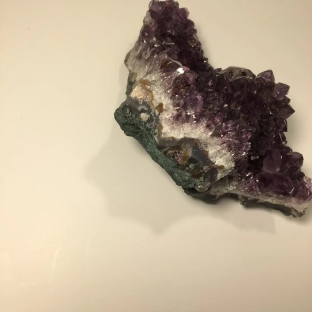Large Amethyst Crystal - Picture 5 of 8
